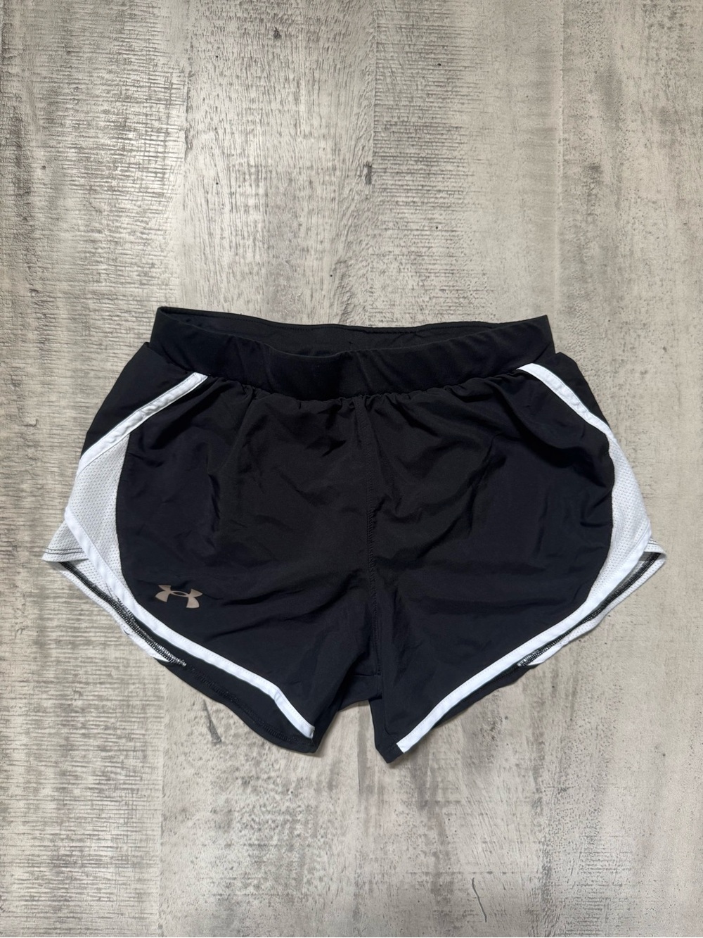 Under Armour Black Running Shorts Women’s Athletic Mesh Trim Activewear
